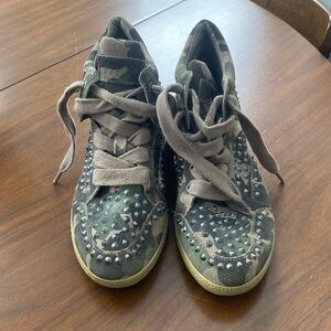 Ash studded sneakers 8.5 (39)